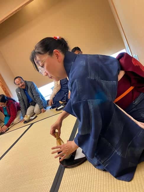 Osaka; Japanese Tea ceremony experience, Macha and Sencha - Meet Your Tea Master, Then Set the Tone