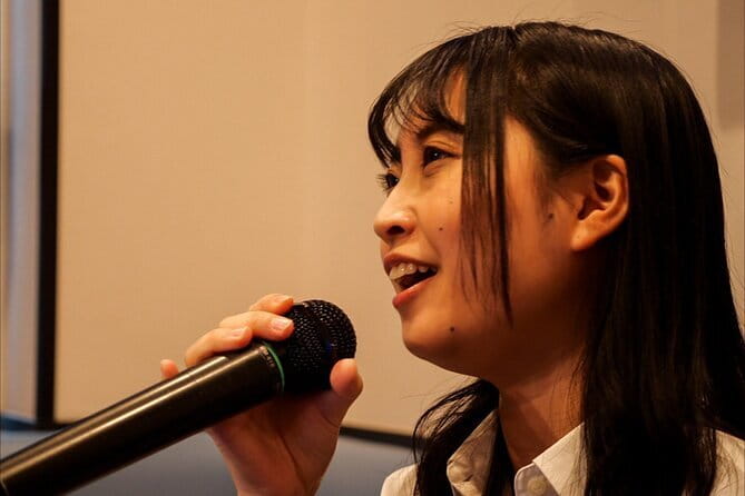 Osaka Karaoke room for 1 Hour with All You Can Drink - Key things you will notice