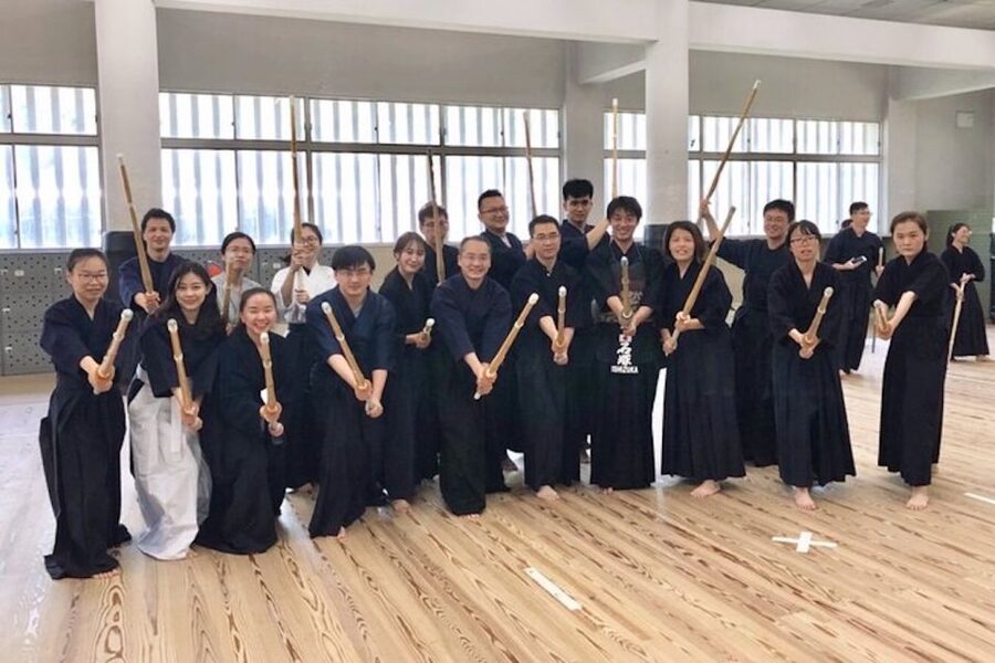 Osaka: Kendo Workshop Experience - From Clothes Change to Etiquette: Learning How Kendo Starts