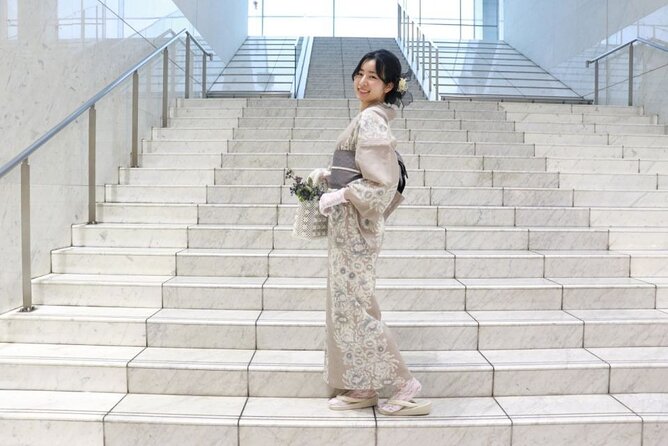 Osaka: Kimono Rental Traditional Experience at WARGO - Dressing time, hair choices, and how to plan your photos