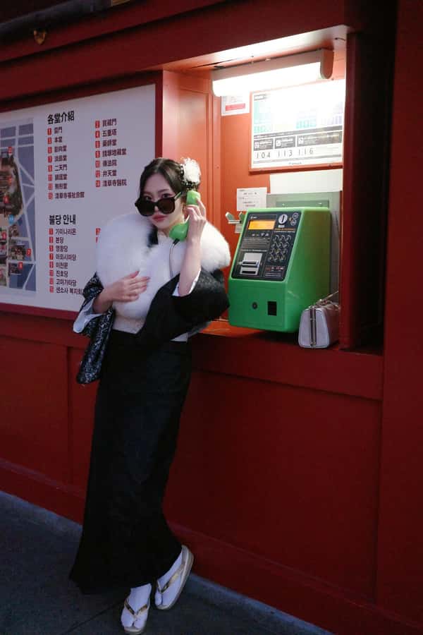 Osaka: Kimono Rental Traditional Experience at WARGO - Practical comfort tips for wearing kimono in street life