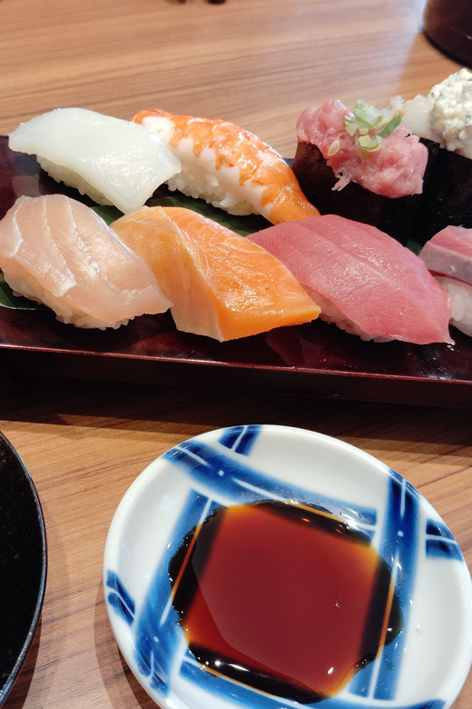 Osaka: Kuromon Market 1.5-Hour Seafood & Street Food Tour - Who This Tour Fits Best (and Who Might Want Something Else)