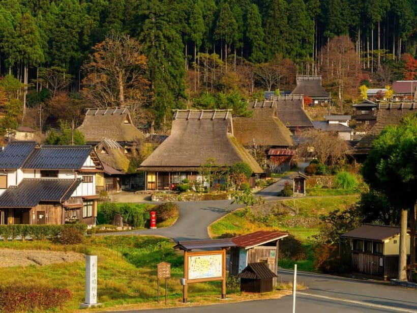 Osaka/Kyoto: Amanohashidate & Miyama Tour with Boat & Lunch - Guide Style That Makes the Day Feel Shorter