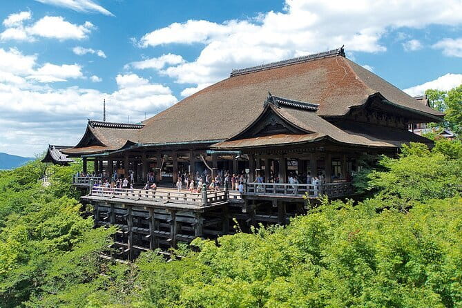 Osaka & Kyoto & Nara Top Hightlights English Speaking Tour - Kiyomizu-dera, Nineizaka, and Hanamikoji: Kyoto’s Old Streets in Motion