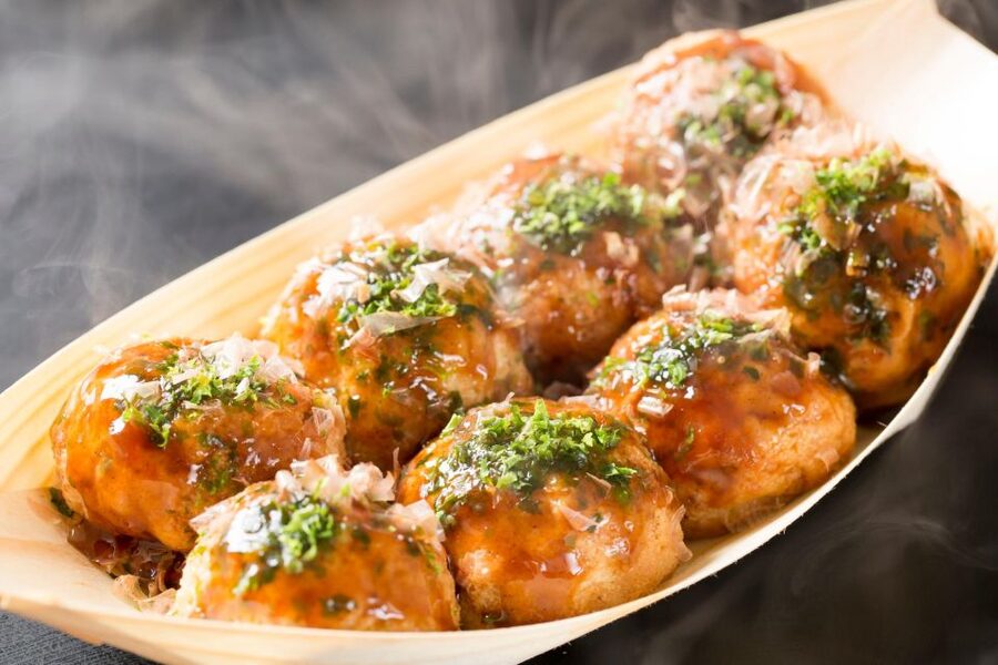 Osaka: Local Foodie Tour in Dotonbori and Shinsekai - Small-Group vs Private Tour: The Difference You Can Feel