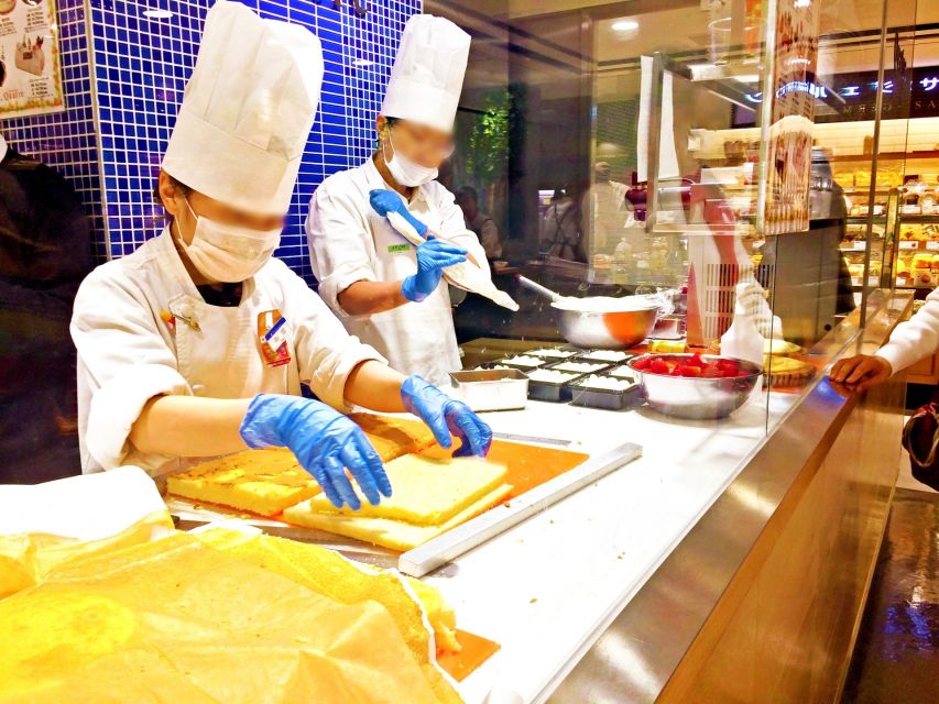 Osaka: Main Sights and Hidden Spots Guided Walking Tour - Kuromon Ichiba: Fresh Market Culture That Lasts for Generations