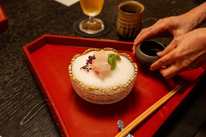 Osaka Michelin Food Tour Experience Kaiseki and Local dishes - Meeting Point and Timing: The 11:30 Start Matters