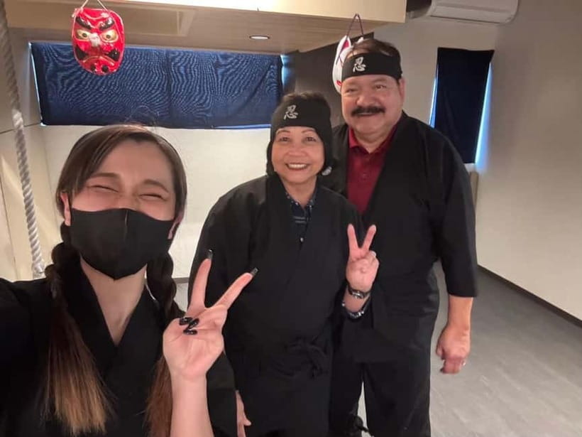 Osaka: Ninja Experience Cafe in Dotonbori - Costumed Comfort: What to Wear (and What to Avoid)