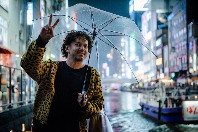 Osaka Photography Masterclass - Private Photography Lesson - Night Tour: long exposure techniques for neon, canals, and motion