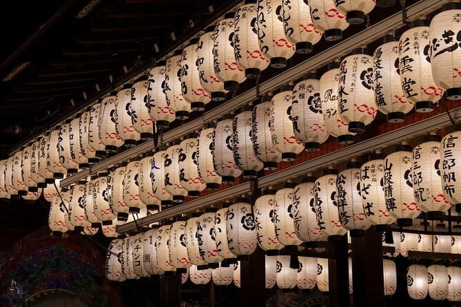 Osaka Photography Masterclass - Private Photography Lesson - Day Tour: Shinsekai to Dotonbori in 3 focused hours