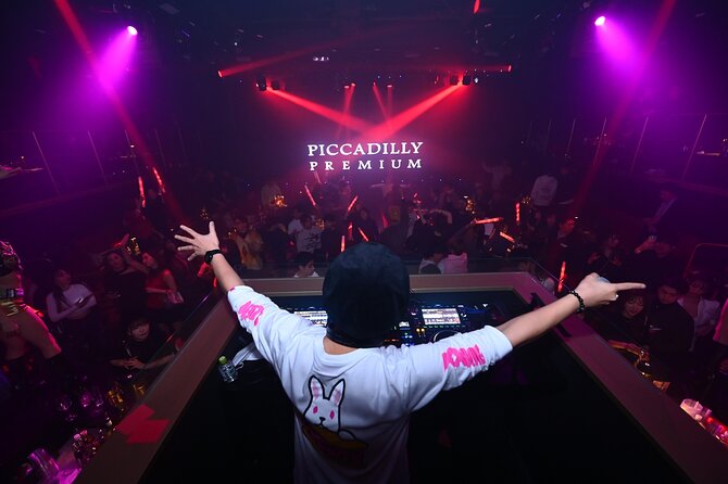 Osaka: PICCADILLY PREMIUM DINNER SHOW&NIGHTCLUB with Tasting - Who should book this Osaka dinner show