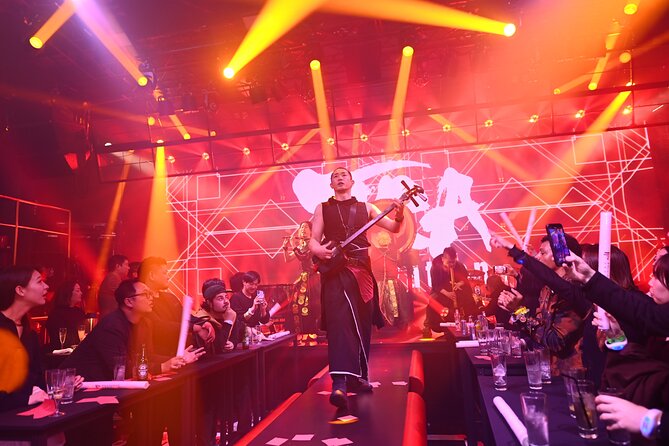 Osaka: PICCADILLY PREMIUM DINNER SHOW&NIGHTCLUB with Tasting - VIP seats and what you get from being up front