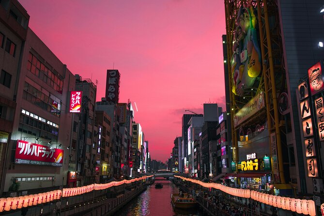 Osaka Private Hightlights Tour Customizable & English Driver - Dotonbori Tsuribori, Shinsaibashi-suji, and Kuromon Market for food and people-watching