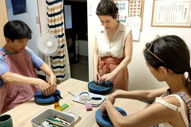 Osaka: Private Japanese Traditional Ceramics Experience - Where south Osaka pottery becomes a real local walk