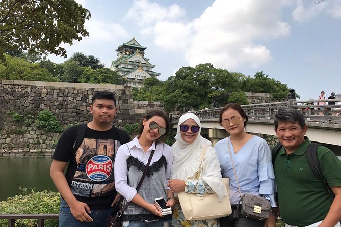 Osaka Private Tour: One Day Highlights - Stop 1: Osaka Castle Grounds and the Spring-Cherry-Blossom Feel