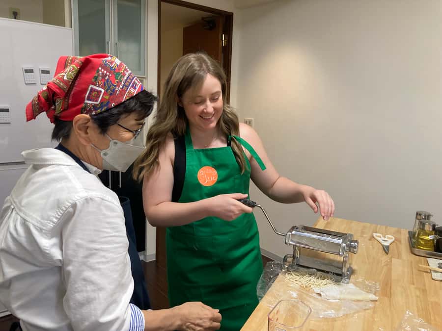 Osaka: Ramen and Gyoza Cooking Class in Dotonbori - Vegan and Fish-Broth Adjustments: When the Class Can Still Work for You