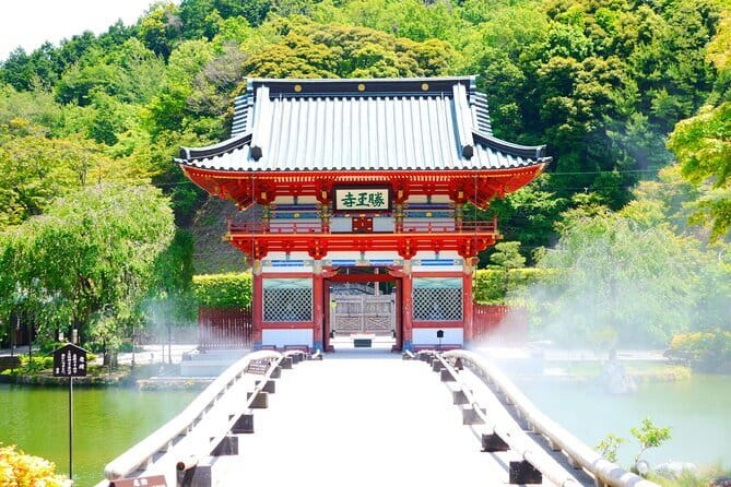 Osaka's Secret Adventures: Daruma Magic and Minoh Falls - The forest walk to Minoh Falls: how 33 metres feels in real life