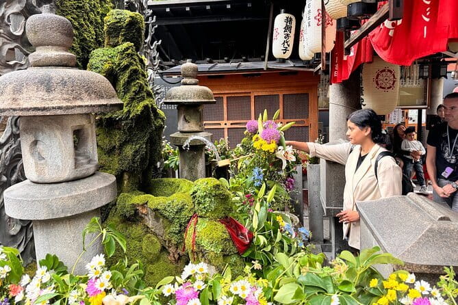 Osaka's Secret Adventures: Daruma Magic and Minoh Falls - How the included mobile ticket helps you on the ground