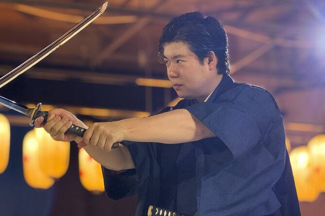 Osaka:Samurai Show & Experience with Halal Sukiyaki - What you will remember most