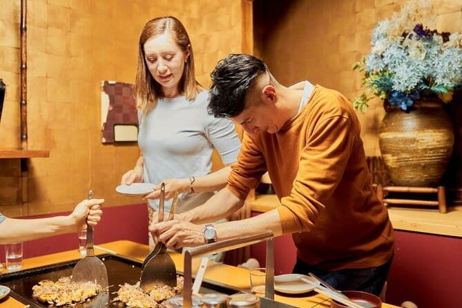 Osaka Street Food Tour: Private & Personalized - Meet-Up Point and Timing: Easy Start, Tight Schedule