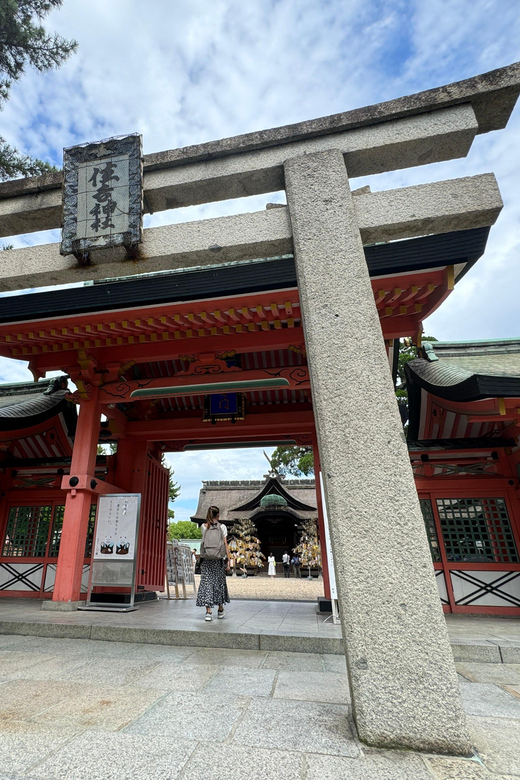 Osaka: Sumiyoshi, Osaka's Most Iconic Shrine - Private Tour - Key Points at a Glance