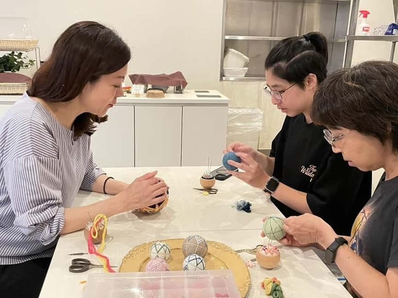 Osaka: Temari Embroidery Workshop - Finding the workshop space at C-Flat, SARASA Hotel Shinsaibashi