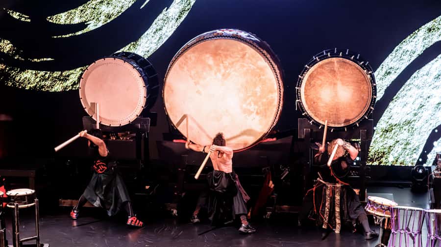 Osaka: UTAGE Japanese Taiko Live Show - The 180 cm taiko drum: why this show feels bigger than it looks