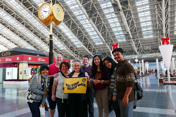 Osaka Walking Tour - Riding the subway and seeing Hozenji temple: getting beyond surface sights