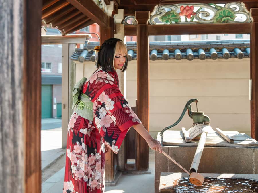 Osaka: Yukata Rental 90mins Plan for Adults - The 90-Minute Yukata Plan: What You Get for About $21
