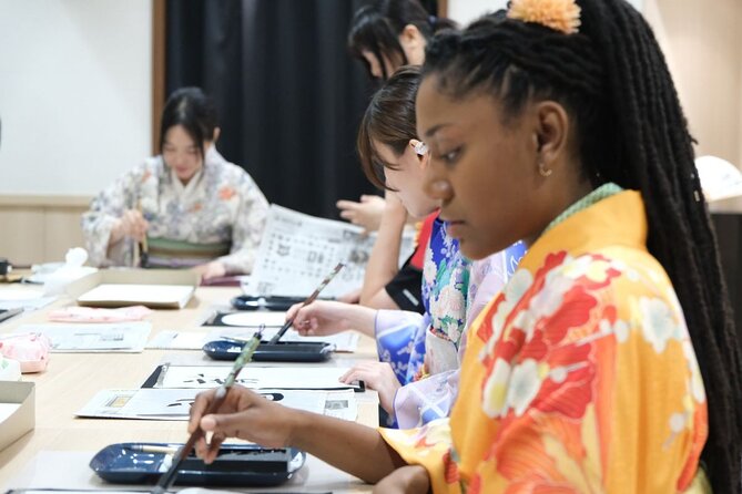 Premium Kimono Dressing, Tea Ceremony, Calligraphy, Samurai show - Kimono dressing for women, plus the optional armor moment