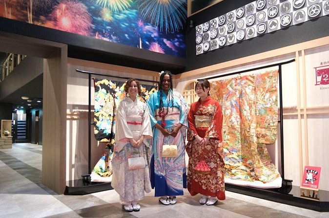 Premium Kimono Dressing, Tea Ceremony, Calligraphy, Samurai show - Japanese traditional music and the samurai sword show, in one storyline