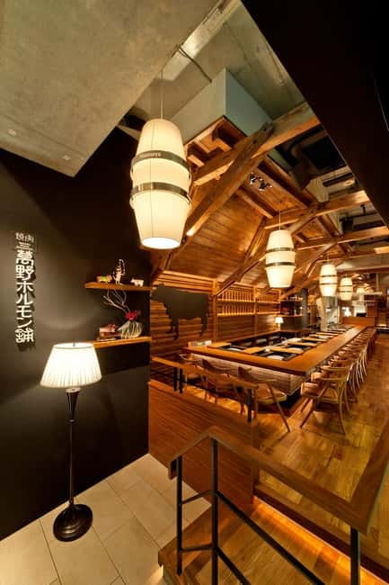 Premium Yakiniku at Yakiniku Manno Shinsaibashi - What happens during your 2-hour course (and how not to miss your window)