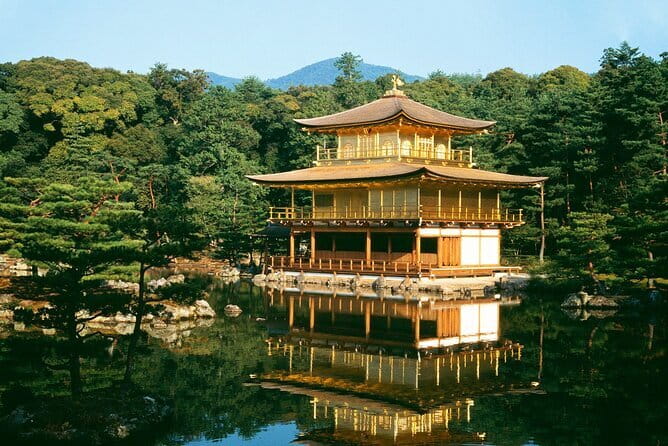 Private Day Tour of Historic Osaka - Osaka Castle: Samurai-Era Power, Plus a 20th-Century Rebuild