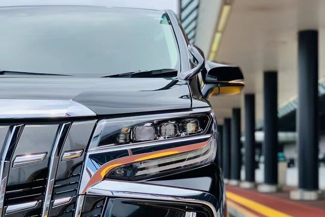 Private departure transfer from central Osaka city to Itami airport (ITM) - Price and value: when $98.53 per group makes sense