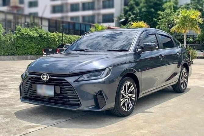 Private Transfer by Sedan from Itami Airport ITM to Kyoto City - English help on the ride, plus the value of small guidance