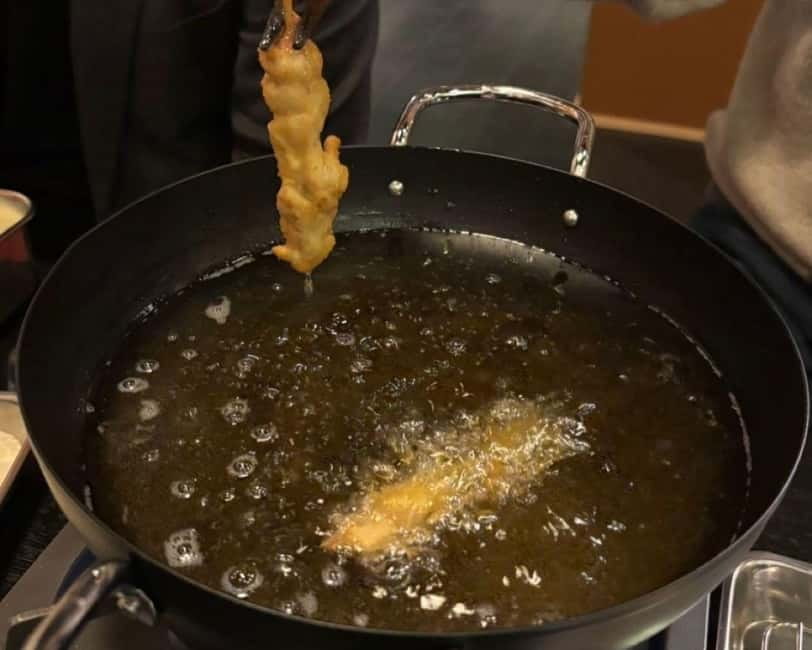Purrrrfect Osaka Cook'n'eats - The cozy cat-collector shop moment, and why it’s not just cute