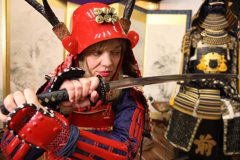 Samurai Armor & Sword experience with phot near Osaka Castle - Samurai Honor in Osaka: meeting point, vibe, and what you walk into
