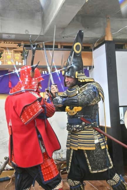 Samurai Armor & Sword experience with phot near Osaka Castle - Should you book the Samurai Armor & Sword class near Osaka Castle?