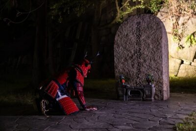Samurai-specific Osaka Castle Guides Private tours in armor Photo