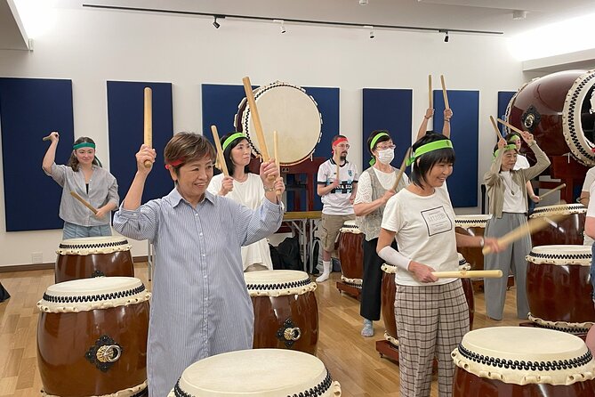 Taiko Japanese Drum Experience in Osaka - Hachimaki wishes and the traditional outfit moment