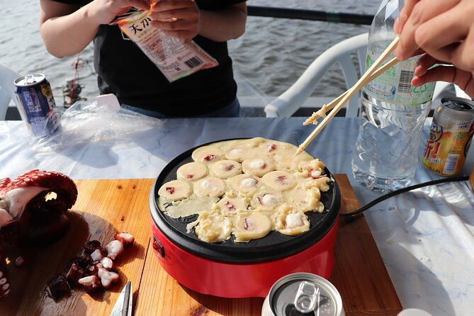 Takoyaki Cooking Experience in Osaka Bay by Cruise - Key highlights you’ll care about