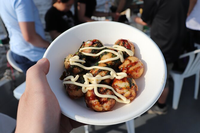 Takoyaki Cooking Experience in Osaka Bay by Cruise - Meeting the captain, then learning takoyaki the Osaka way