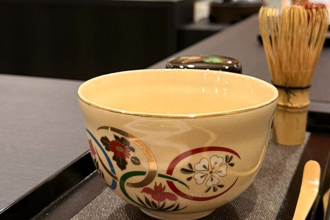 Tea and Calligraphy Session at a Table in Osaka - Stop at Shinsaibashi ARTY Inn, the convenient Osaka base