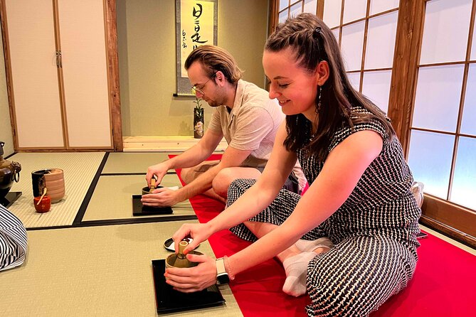 Tea Ceremony Experience in Osaka Doutonbori - Finding the exact meeting spot on Dōtonbori’s streets