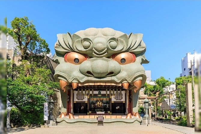 Tour Famous Spots in Osaka by Private Car - Osaka Castle area: 1 hour, iconic views, and a 600 yen decision