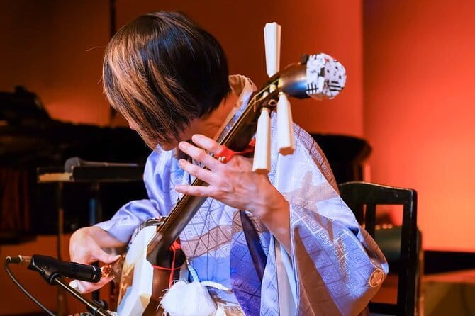 Traditional Japanese Music show & Experience Tour in Osaka - 60 minutes of traditional Japanese music in Osaka, hands-on