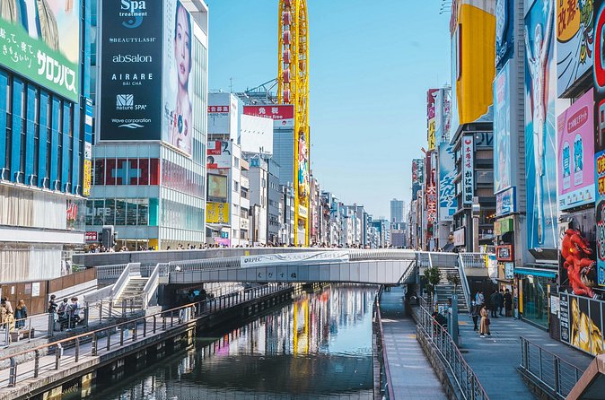 Unveiling Osaka's Charms Full Day Private Tour - Sumiyoshi Shrine: the calm break that keeps the day from melting