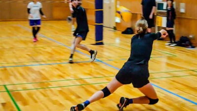 Volleyball in Osaka, Kobe & Kyoto with locals!