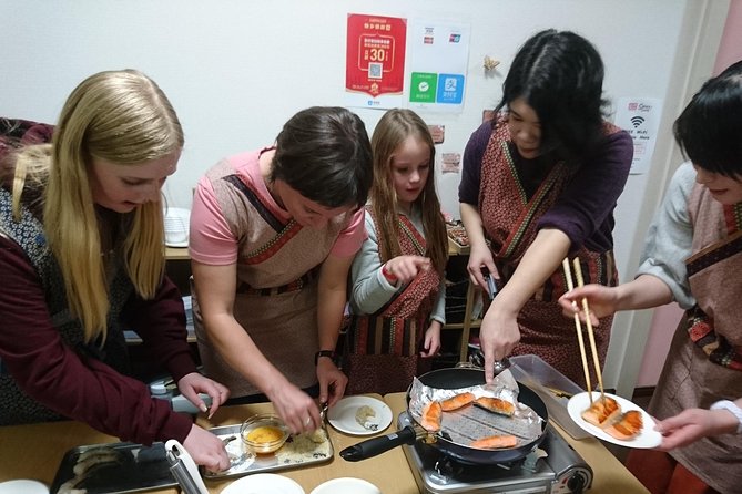Well-balanced BENTO (lunch box) Cooking Class - What Makes This Bento Class Feel Different?